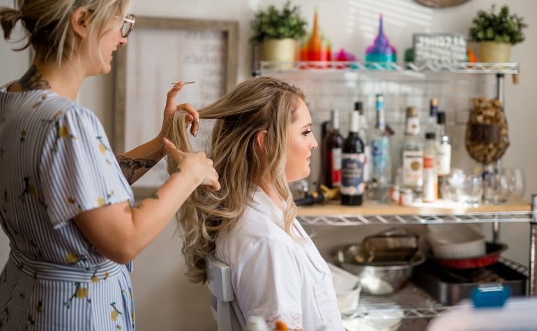 Best Hairstyles For A Wedding Photoshoot!